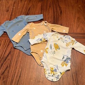 Carter’s 3 piece Long Sleeve Onesie Bundle